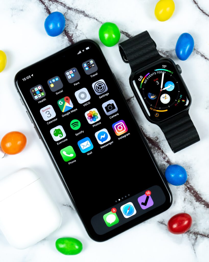 Smartfon Apple iPhone 12 128GB Czarny - recenzja